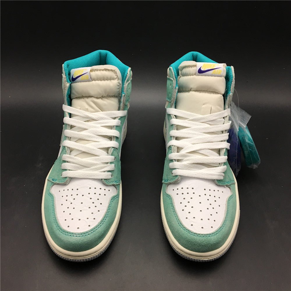 JORDAN 1 RETRO HIGH x TURBO GREEN 