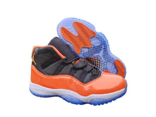 JORDAN 11 Orange et Noir