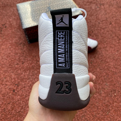 Jordan 12 Retro « Bordeaux et Blanc »
