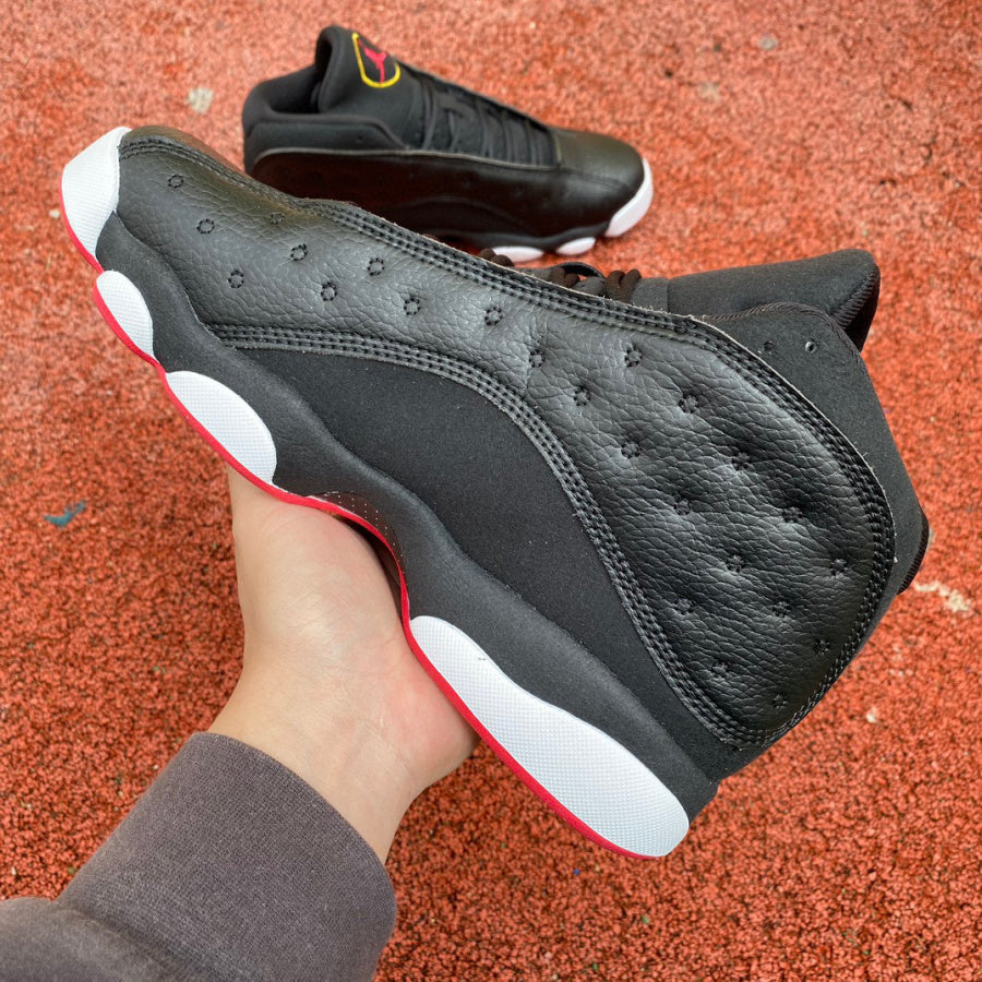Jordan 13 Noir et Blanc