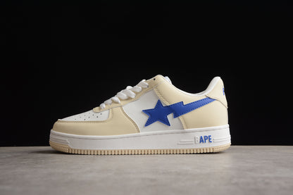 Baskets basses BAPE STA couleur crème et bleu