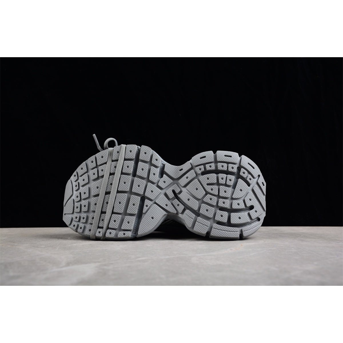 BALENCIAGA 3XL x BAL GRIS USÉ