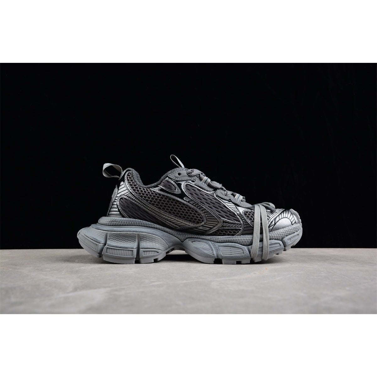 BALENCIAGA 3XL x BAL GRIS USÉ