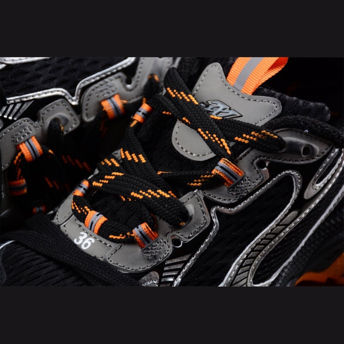 BALENCIAGA 3XL x NOIR ORANGE GRIS