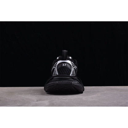 BALENCIAGA 3XL x NOIR BLANC