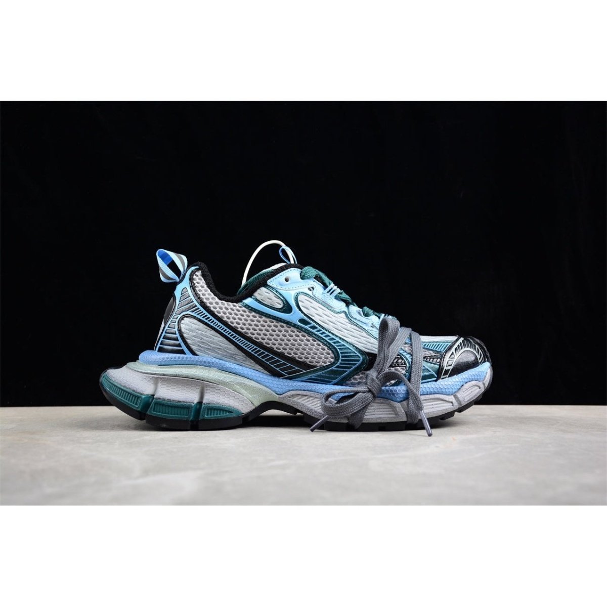 BALENCIAGA 3XL x VERT MALACHITE