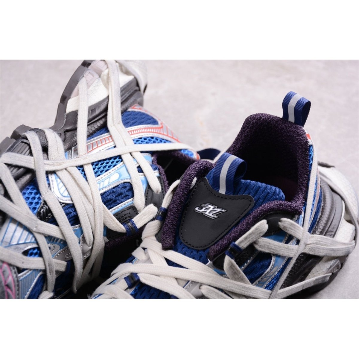 BALENCIAGA 3XL x BLEU ROYAL ARGENT