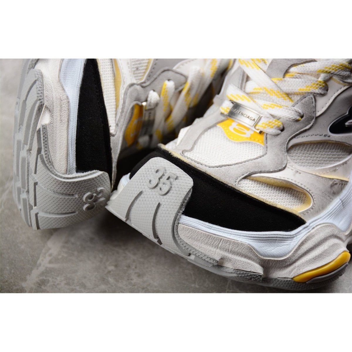 BALENCIAGA CARGO x GRIS NOIR JAUNE