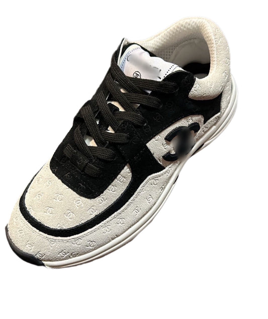 Baskets CC blanches et noires