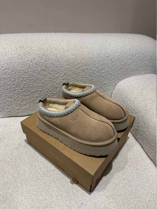 Doublure bleu clair UGG TAZZ