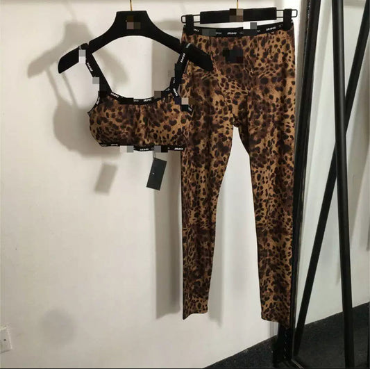 ENSEMBLE DE LEGGING COURT SKIMS