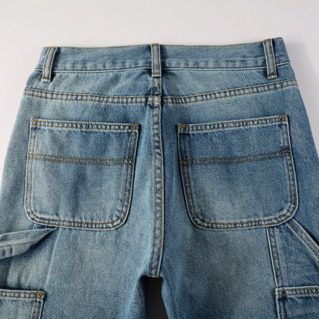 Jean évasé à patch bleu Amr