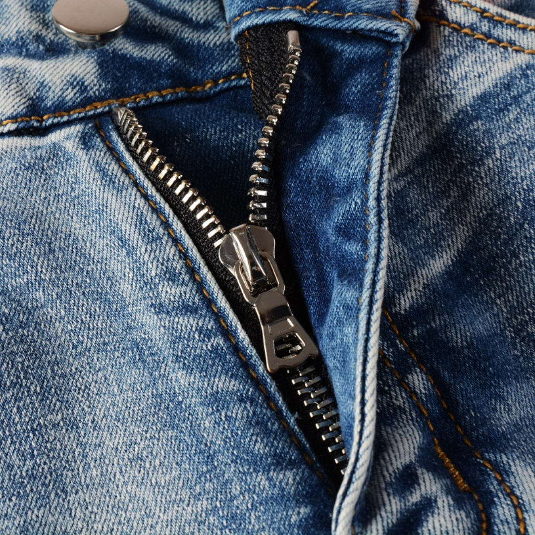 Jean à logo bleu Amr