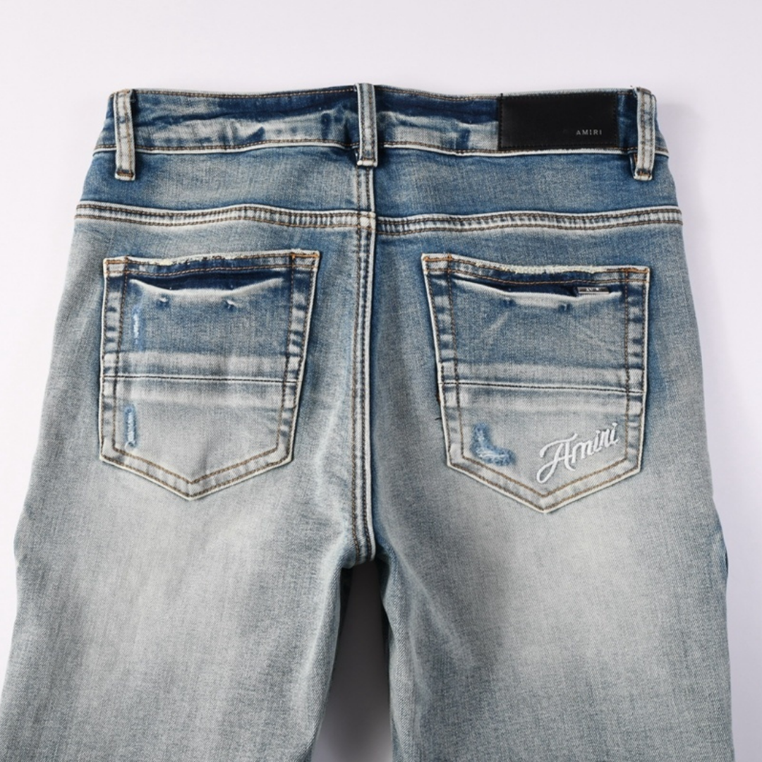 Jean Amr Gradient Bones