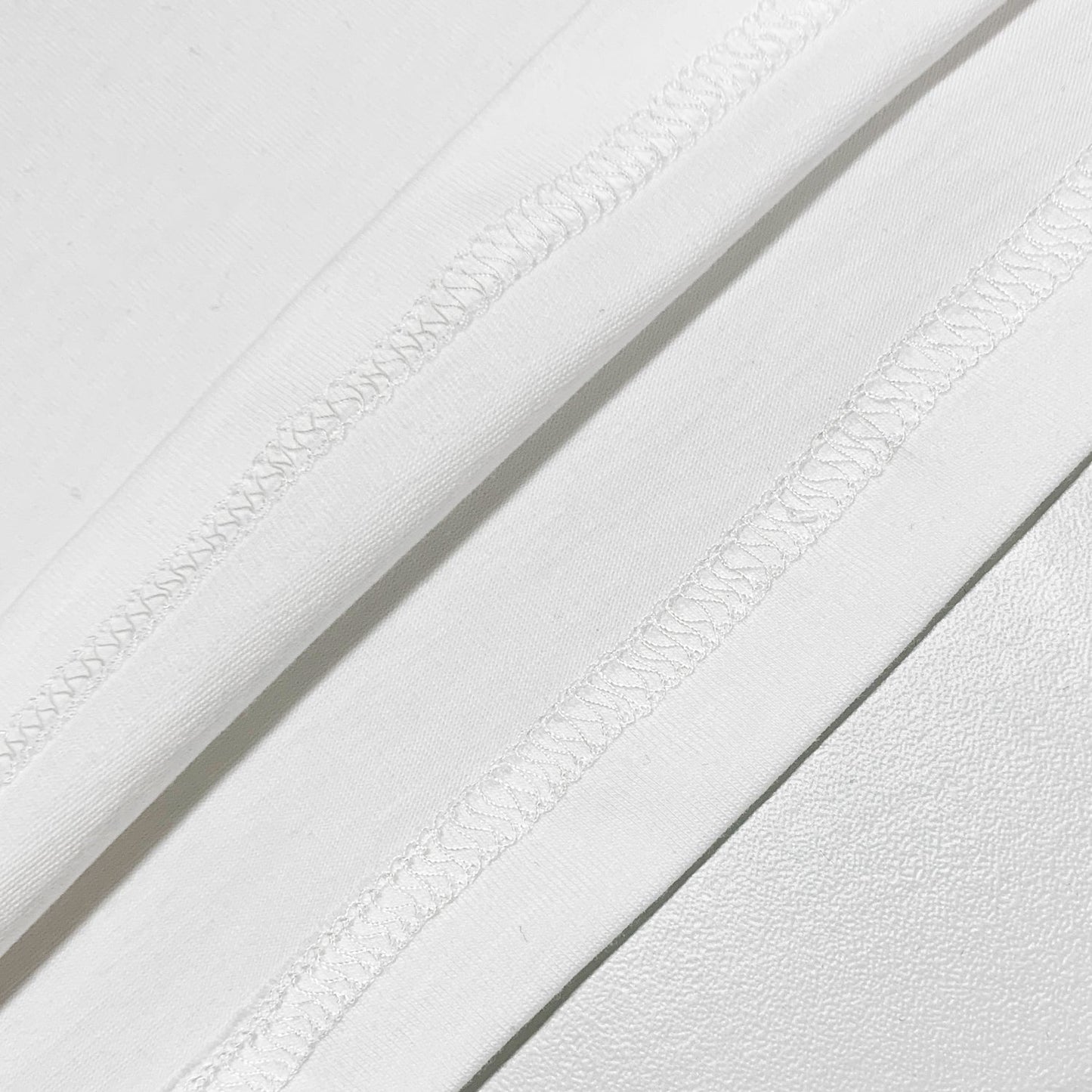 T-shirt blanc avec logo Amr Tiger