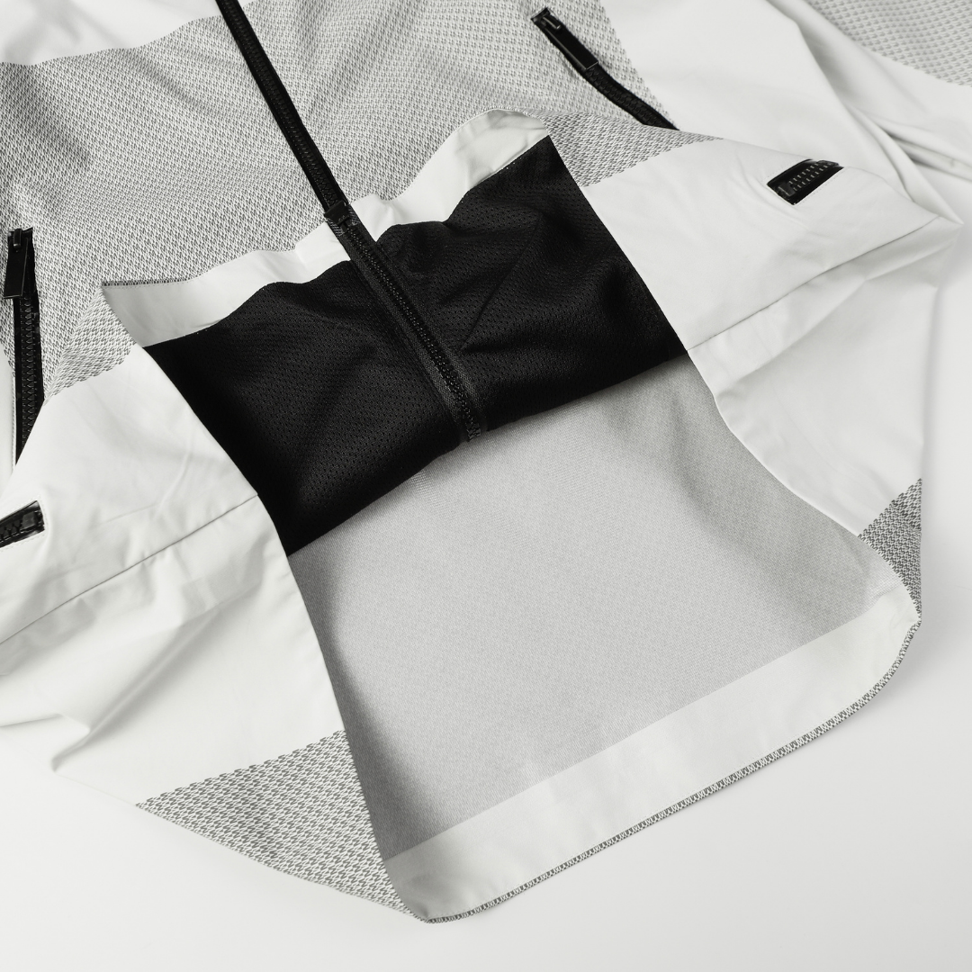 Coupe-vent monogrammé