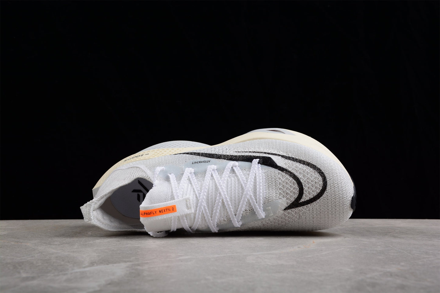Zoom Alphafly NEXT% 2 Blanc et Noir 
