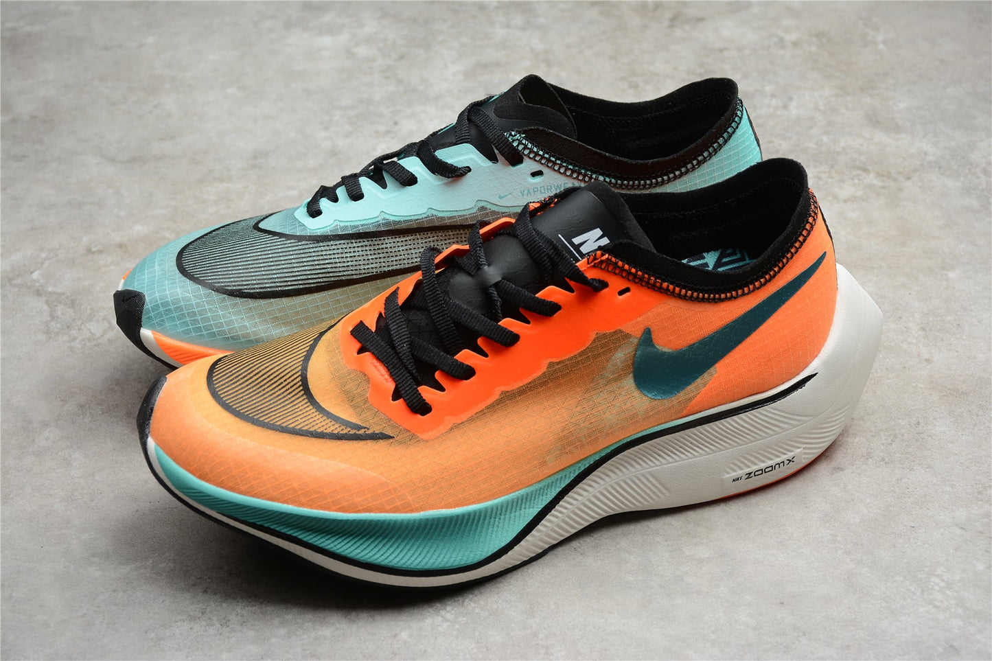 ZoomX Vaporfly NEXT% 2 Orange et Cyan