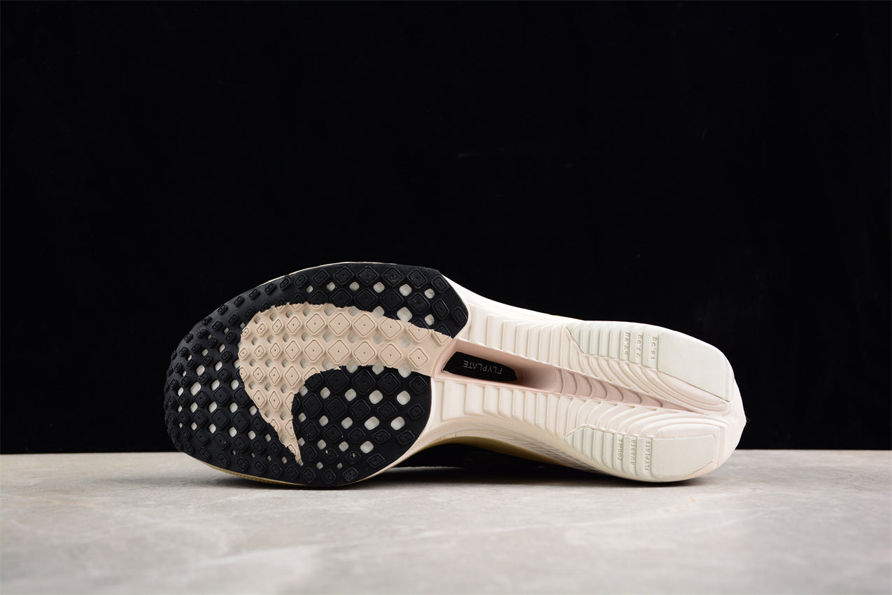 ZoomX Vaporfly Next 2 Noir et Jaune 